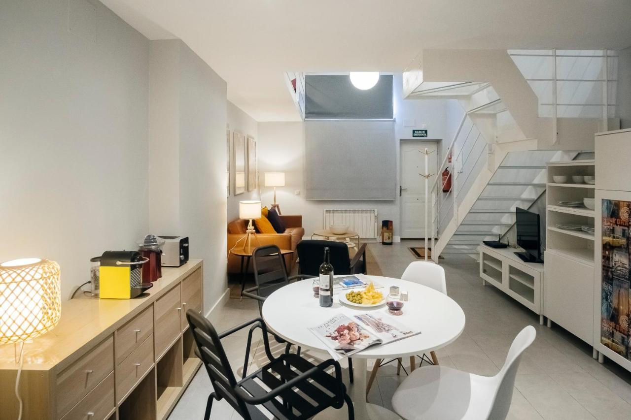 Homeabout Retiro Apartment II Madrid Bagian luar foto